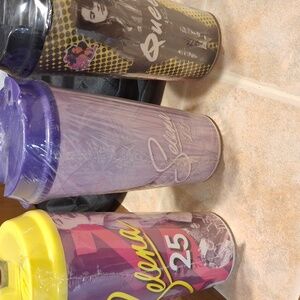 Selena🌹 Collectible Tumblers (3)‎